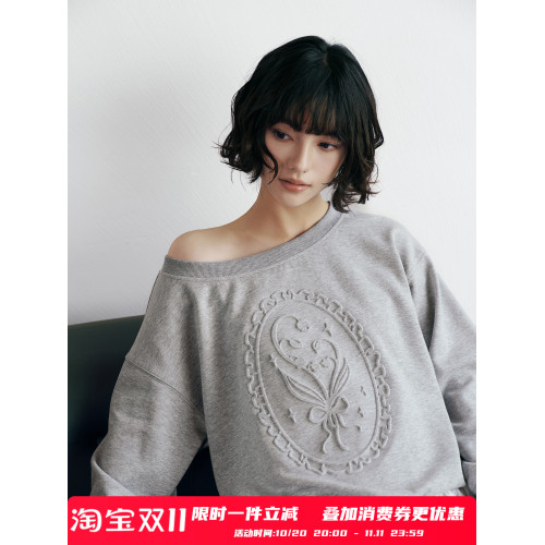 PSO Brand 女裝一字肩長袖露肩設計感上衣女灰色衛衣外套潮牌秋冬 PSO Brand 女裝一字肩長袖露肩設計感上衣女灰色衛衣外套潮牌秋冬