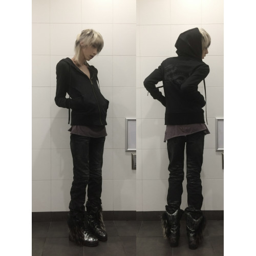 no E mosen(noE)'SPIRITARMOR'龍圖騰印花指洞拳擊正肩合身衛衣 no E mosen(noE)'SPIRITARMOR'龍圖騰印花指洞拳擊正肩合身衛衣