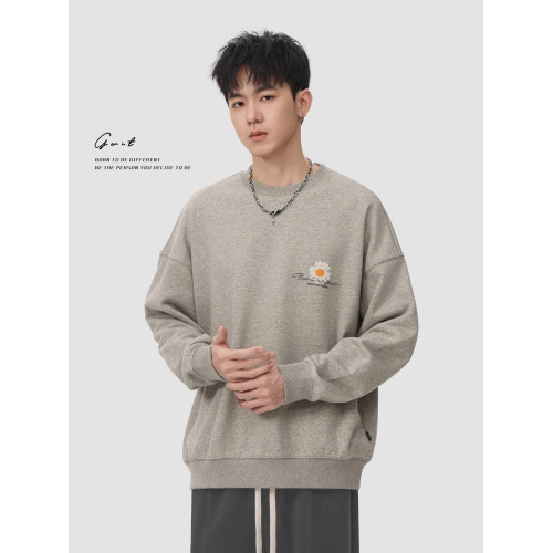 GWIT 美式復古雛菊印花春秋休閒上衣套頭衫潮牌長袖圓領衛衣男 GWIT 美式復古雛菊印花春秋休閒上衣套頭衫潮牌長袖圓領衛衣男