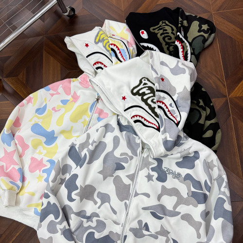 秋冬迷彩鯊魚刺綉雙帽衛衣男女情侶連帽拉鍊開衫寬松上衣夾克外套 秋冬迷彩鯊魚刺綉雙帽衛衣男女情侶連帽拉鍊開衫寬松上衣夾克外套