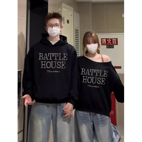 秋冬重磅黑色連帽斜肩不一樣情侶裝英文釘珠重工大碼韓版休閒衛衣 秋冬重磅黑色連帽斜肩不一樣情侶裝英文釘珠重工大碼韓版休閒衛衣