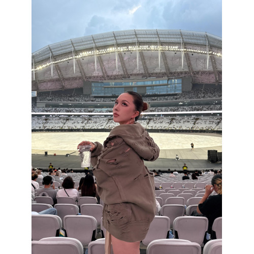 Latui Atelier大破壞拉鍊廓形做舊連帽衫衛衣樸彩英Rose同款外套 Latui Atelier大破壞拉鍊廓形做舊連帽衫衛衣樸彩英Rose同款外套