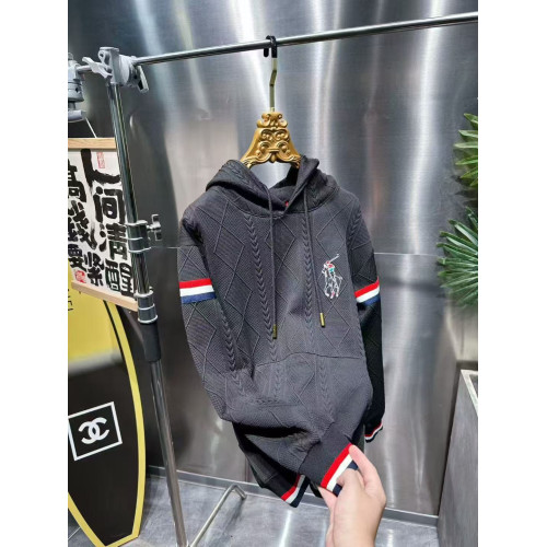 輕奢時尚2025個性新款秋冬潮男連帽衛衣高級刺綉帥氣百搭顯瘦上衣 輕奢時尚2025個性新款秋冬潮男連帽衛衣高級刺綉帥氣百搭顯瘦上衣