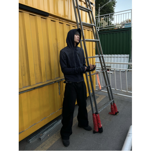 no E mosen(noE)'內腔水樂隊'人像漸變水洗霧霾藍袖長合身衛衣 no E mosen(noE)'內腔水樂隊'人像漸變水洗霧霾藍袖長合身衛衣