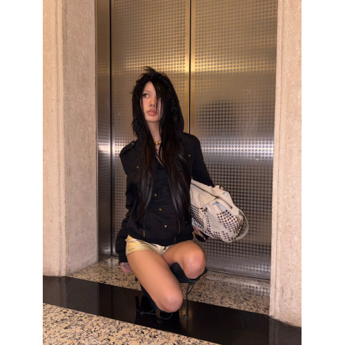 noEmosen(noE)酵洗宮廷鉚釘復古毛領著正肩版型連帽秋季衛衣 noEmosen(noE)酵洗宮廷鉚釘復古毛領著正肩版型連帽秋季衛衣