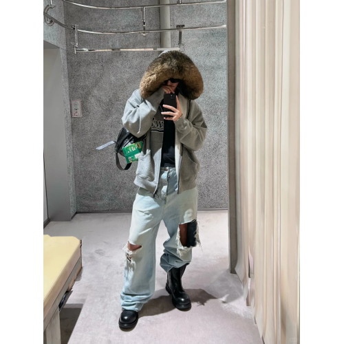 Luxury Script廓形深花灰色刺綉毛領連帽拉鍊衛衣Hooide Luxury Script廓形深花灰色刺綉毛領連帽拉鍊衛衣Hooide