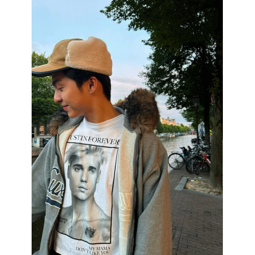 Luxury Script廓形深花灰色刺綉毛領連帽拉鍊衛衣Hooide Luxury Script廓形深花灰色刺綉毛領連帽拉鍊衛衣Hooide