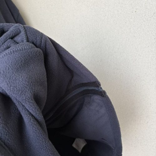 原2千多 商場下來 可拆卸 三合一的 沖鋒衣 保暖防水防寒 原2千多 商場下來 可拆卸 三合一的 沖鋒衣 保暖防水防寒