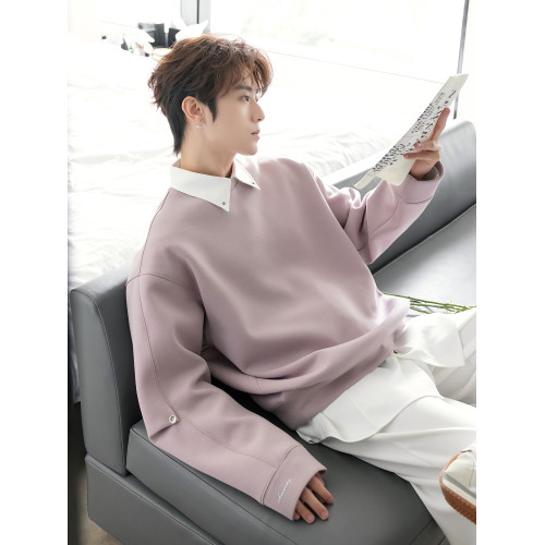 CHICERRO西西裡男裝粉色基礎款學院風金屬釦圓領衛衣男潮百搭高級 CHICERRO西西裡男裝粉色基礎款學院風金屬釦圓領衛衣男潮百搭高級