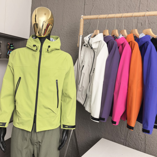 一級沖鋒衣!戶外情侶款全壓膠春秋運動防風防水徒步登山連帽外套 一級沖鋒衣!戶外情侶款全壓膠春秋運動防風防水徒步登山連帽外套