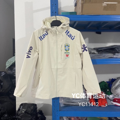 足球服巴西隊長袖外套沖鋒衣加絨保暖防風防水連帽內馬同款沖鋒衣 足球服巴西隊長袖外套沖鋒衣加絨保暖防風防水連帽內馬同款沖鋒衣