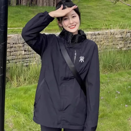 2025新款沖鋒衣男士防風大碼秋季戶外運動夾克三合一風衣連帽外套 2025新款沖鋒衣男士防風大碼秋季戶外運動夾克三合一風衣連帽外套