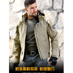 戶外輕量化軟殼外套男女 防風防雨水加絨黑色保暖沖鋒衣戰術迷彩