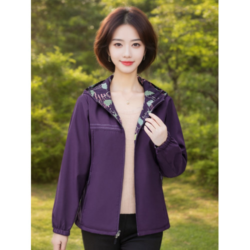 春秋季雙面穿連帽外套女休閒戶外旅遊沖鋒衣媽媽裝防風登山軟殼衣 春秋季雙面穿連帽外套女休閒戶外旅遊沖鋒衣媽媽裝防風登山軟殼衣