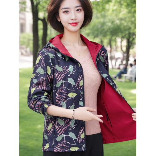 春秋季雙面穿連帽外套女休閒戶外旅遊沖鋒衣媽媽裝防風登山軟殼衣 春秋季雙面穿連帽外套女休閒戶外旅遊沖鋒衣媽媽裝防風登山軟殼衣