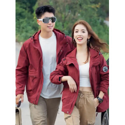 2025新款沖鋒戶外登山服防風防水外套情侶裝春秋冬加絨加厚外套