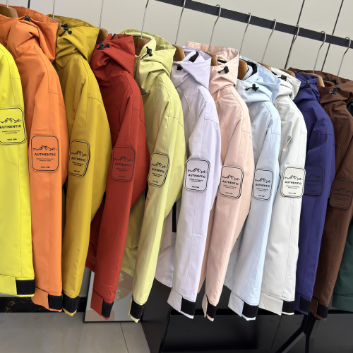 牛貨!情侶款三合一脫卸搖粒絨內膽戶外山系連帽沖鋒衣加厚登山服 牛貨!情侶款三合一脫卸搖粒絨內膽戶外山系連帽沖鋒衣加厚登山服