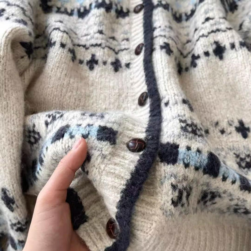 高級感復古提花圓領針織開衫女秋冬加厚單排釦寬松費爾島毛衣外套 高級感復古提花圓領針織開衫女秋冬加厚單排釦寬松費爾島毛衣外套