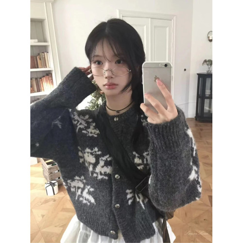 韓系減齡費爾島提花雪花羊毛綠色毛衣外套女秋冬聖誕重工針織開衫 韓系減齡費爾島提花雪花羊毛綠色毛衣外套女秋冬聖誕重工針織開衫