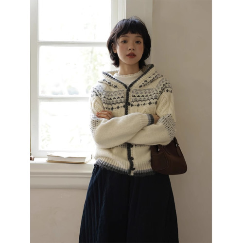 復古費爾島麻花連帽開衫毛衣外套女冬季加厚寬松慵懶風高級感上衣 復古費爾島麻花連帽開衫毛衣外套女冬季加厚寬松慵懶風高級感上衣