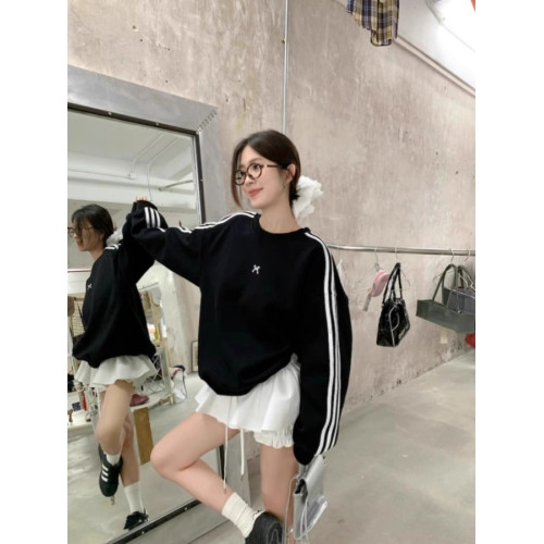 美式復古三條杠蝴蝶結黑色衛衣女2025秋季新款寬松顯瘦長袖上衣潮 美式復古三條杠蝴蝶結黑色衛衣女2025秋季新款寬松顯瘦長袖上衣潮