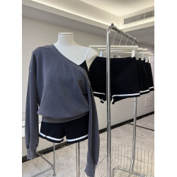 博主推薦~深灰色不對稱斜肩寬松衛衣女早秋設計感休閒慵懶感上衣