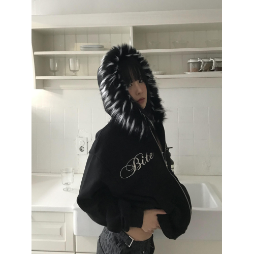 Up and on 韓系街頭個性刺綉字母百搭毛領雙拉鍊加絨連帽衛衣外套 Up and on 韓系街頭個性刺綉字母百搭毛領雙拉鍊加絨連帽衛衣外套