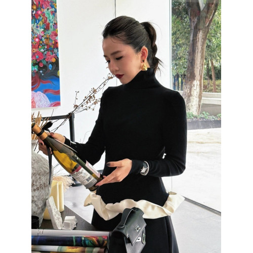 黑色針織上衣女秋冬小衆不撞款高級小香風巨好看輕熟氣質掐腰毛衣