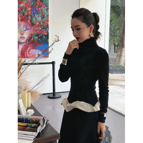 黑色針織上衣女秋冬小衆不撞款高級小香風巨好看輕熟氣質掐腰毛衣