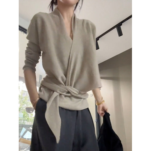 2025新款設計感v領針織衫長袖秋冬季氣質內搭韓系不規則收腰上衣