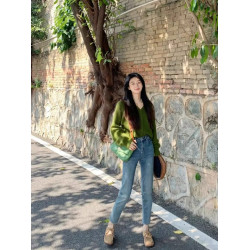 牛油果綠色毛衣外套女早秋2025新款v領短款外穿溫柔慵懶針織開衫