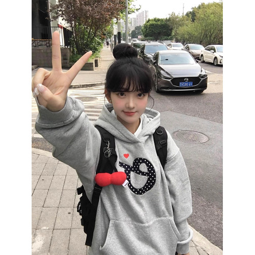 韓系學院風貼布刺綉字母連帽衛衣女春秋冬純棉2025ins風上衣寬松 韓系學院風貼布刺綉字母連帽衛衣女春秋冬純棉2025ins風上衣寬松