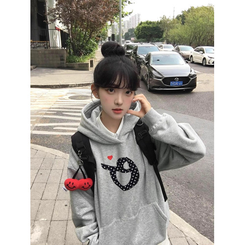 韓系學院風貼布刺綉字母連帽衛衣女春秋冬純棉2025ins風上衣寬松 韓系學院風貼布刺綉字母連帽衛衣女春秋冬純棉2025ins風上衣寬松