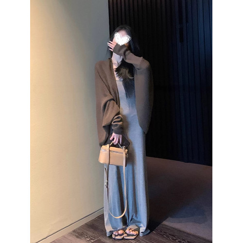 MosesQueen魔西女王蝙蝠袖針織開衫秋冬外搭毛衣外套披肩寬松上衣