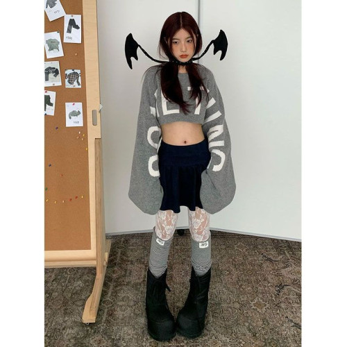 超大袖子字母印花休閒短款毛衣女秋季寬松顯瘦個性街頭針織衫上衣