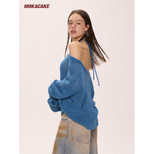 MOKACAKE藍色一字肩掛脖薄毛針織衫露肩設計感小衆毛衣上衣女秋季