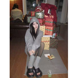 一整套韓系穿搭減齡灰色連帽針織外套女顯瘦短褲松弛感休閒套裝