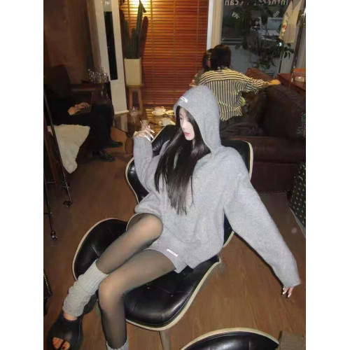 一整套韓系穿搭減齡灰色連帽針織外套女顯瘦短褲松弛感休閒套裝