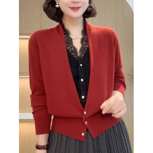 2025秋季新款時尚洋氣媽媽裝假兩件蕾絲拼接針織衫女寬松顯瘦上衣 2025秋季新款時尚洋氣媽媽裝假兩件蕾絲拼接針織衫女寬松顯瘦上衣