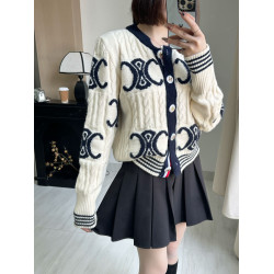 25秋冬新款小香風短款針織開衫ce字母提花撞色圓領長袖修身毛衣外