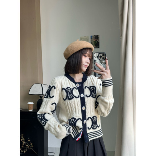 25秋冬新款小香風短款針織開衫ce字母提花撞色圓領長袖修身毛衣外 25秋冬新款小香風短款針織開衫ce字母提花撞色圓領長袖修身毛衣外