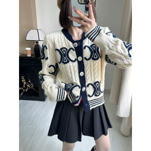 25秋冬新款小香風短款針織開衫ce字母提花撞色圓領長袖修身毛衣外 25秋冬新款小香風短款針織開衫ce字母提花撞色圓領長袖修身毛衣外