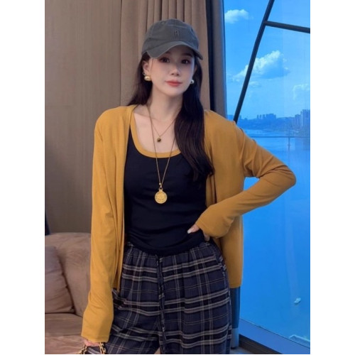 大碼胖mm韓系慵懶感撞色長袖針織開衫女秋冬上衣休閒風吊帶兩件套