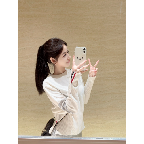 正確版】2025秋冬經典四條桿TB圓領長袖針織衫毛衣套頭打底衫T恤 正確版】2025秋冬經典四條桿TB圓領長袖針織衫毛衣套頭打底衫T恤