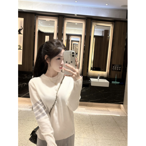 正確版】2025秋冬經典四條桿TB圓領長袖針織衫毛衣套頭打底衫T恤 正確版】2025秋冬經典四條桿TB圓領長袖針織衫毛衣套頭打底衫T恤