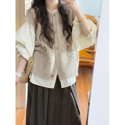 小香風燕麥色花朵刺綉針織開衫曡穿背心馬甲女秋冬外搭小個子上衣 小香風燕麥色花朵刺綉針織開衫曡穿背心馬甲女秋冬外搭小個子上衣