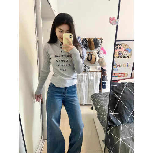 韓系灰色半高領針織衫女春秋新款字母設計感氣質翻領早秋薄款上衣
