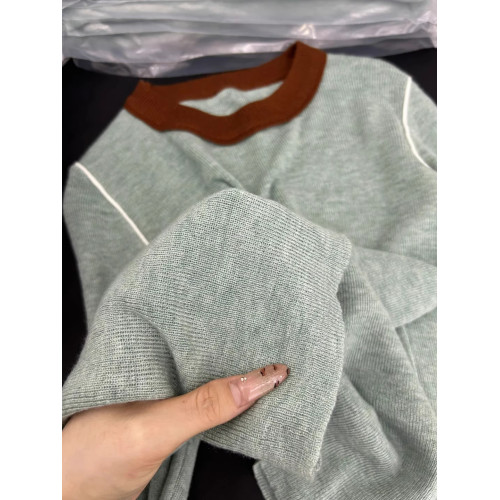 薄荷綠撞色拼接圓領針織衫毛衣女2025秋季軟糯修身設計感打底上衣