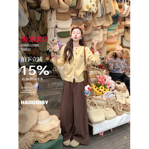 曾小鹹韓系黃色刺綉毛衣外套女秋冬寬鬆毛織針織開衫上衣秋季秋裝