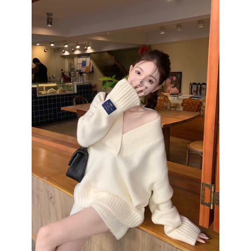 老錢風慵懶松弛感休閒套裝女春秋V領寬松針織毛衣高腰短褲兩件套 老錢風慵懶松弛感休閒套裝女春秋V領寬松針織毛衣高腰短褲兩件套